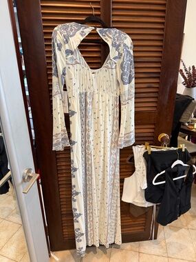 O'Neill Cream Maxi Dress with Blue Paisley Print and Cutout Back